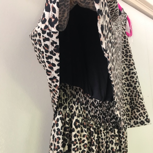 NWT Robert Louis Leopard Print Maxi Dress. Size Small. - Picture 7 of 11